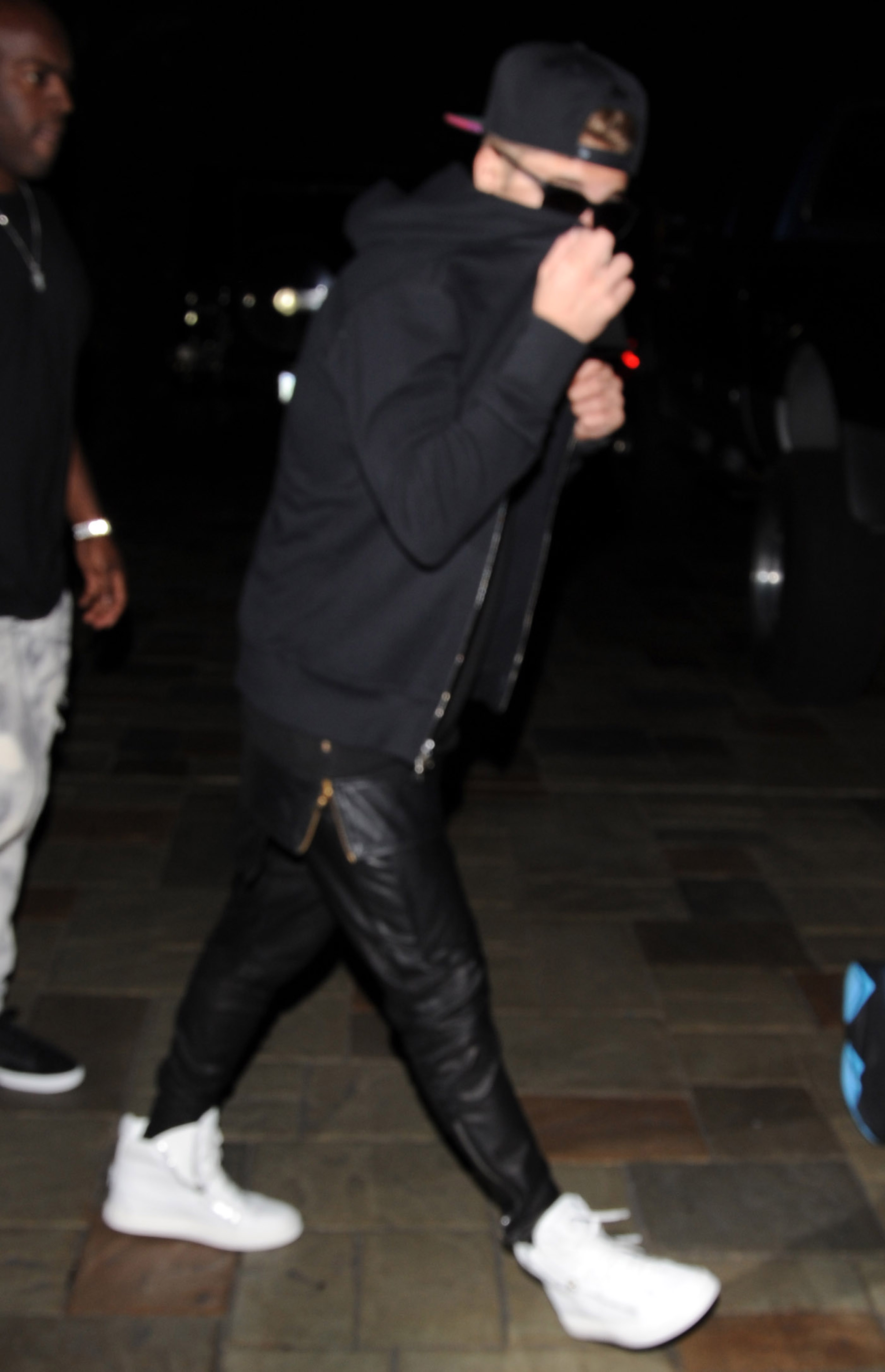 Justin bieber yeezy outlet 750