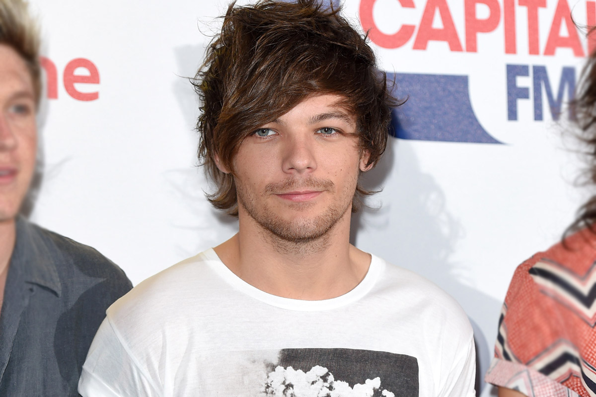 One Direction S Louis Tomlinson Expecting Baby Simon Cowell Controlling Situation