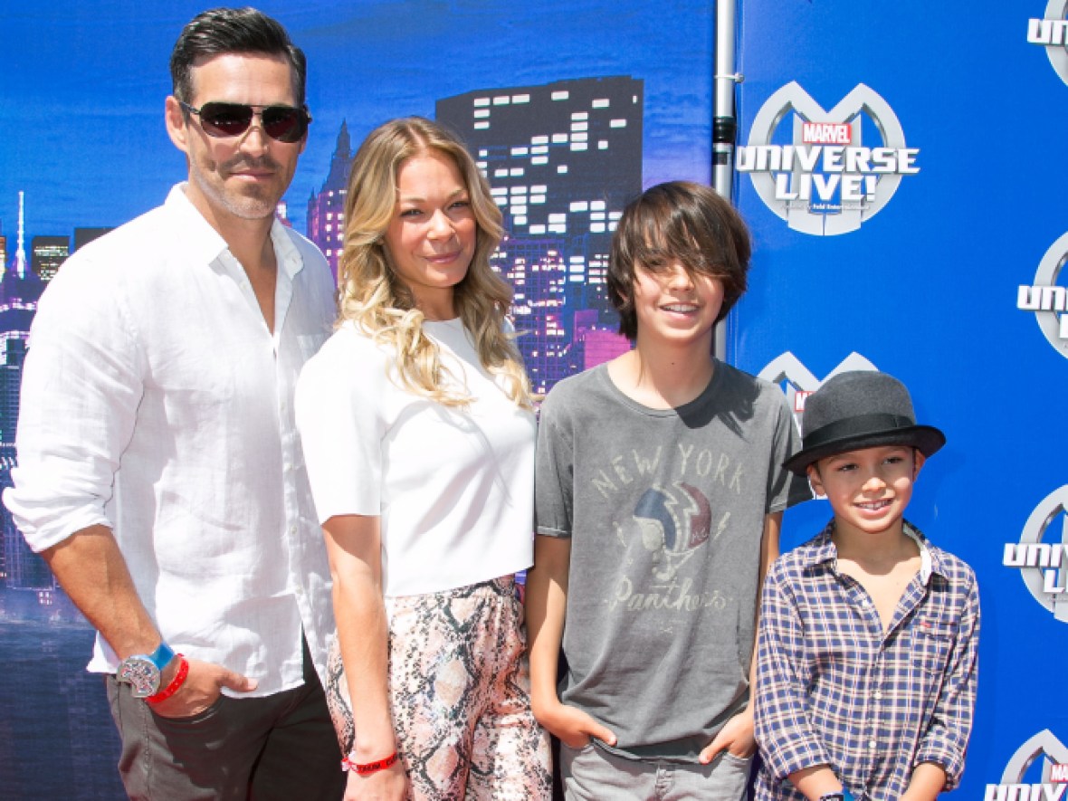 Are Leann Rimes And Eddie Cibrian Having A Baby Via A Surrogate In Touch Weekly