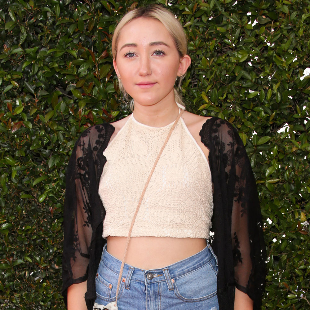 Plump Lips Without Surgery 2013 - Did Noah Cyrus Get Plastic Surgery?! Experts Weigh in on Her ...
