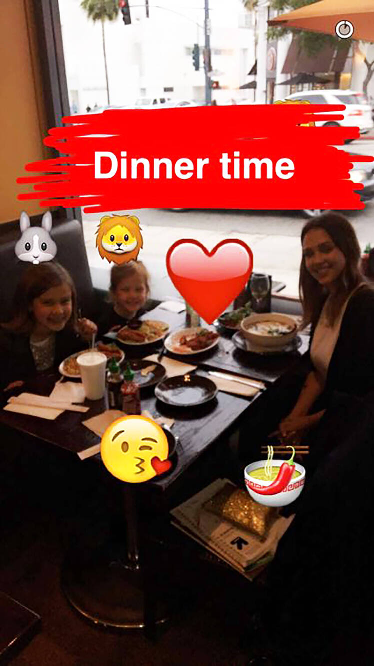 jessica alba snapchat anniversary 2