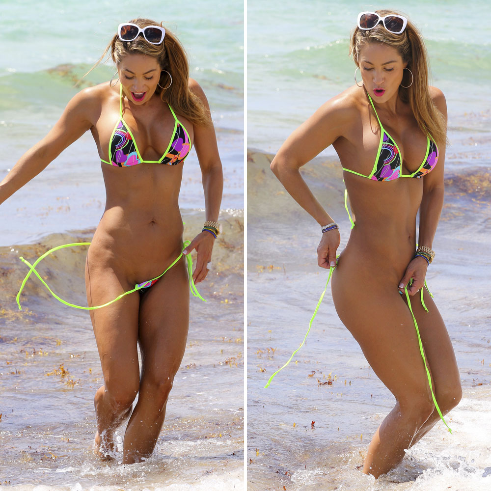 Celebrity Wardrobe Malfunctions Courteney Cox Deena Cortese And More Stars Beach Blunders