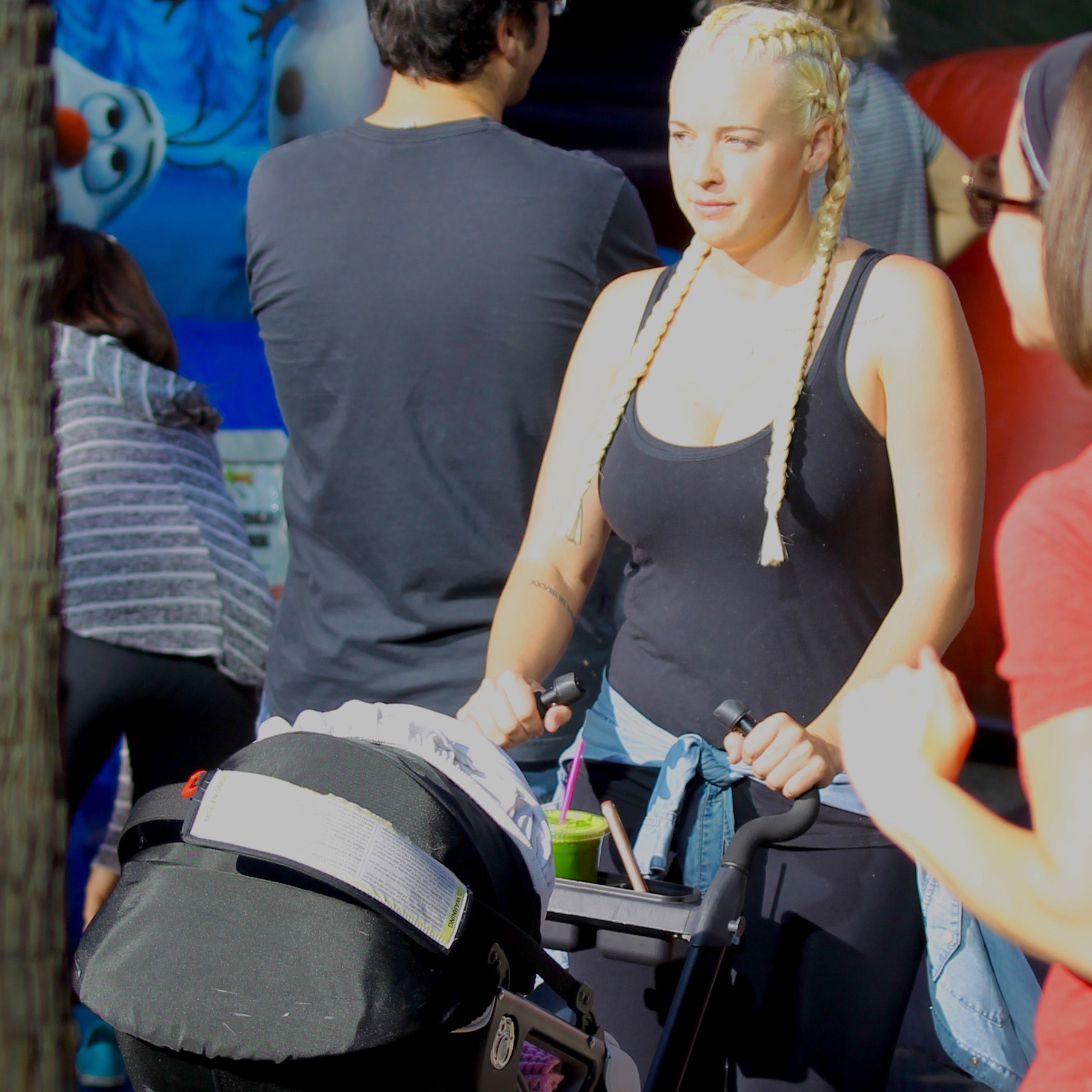 Gavin Rossdale's Alleged Mistress Mindy Mann Steps Out With Her Baby