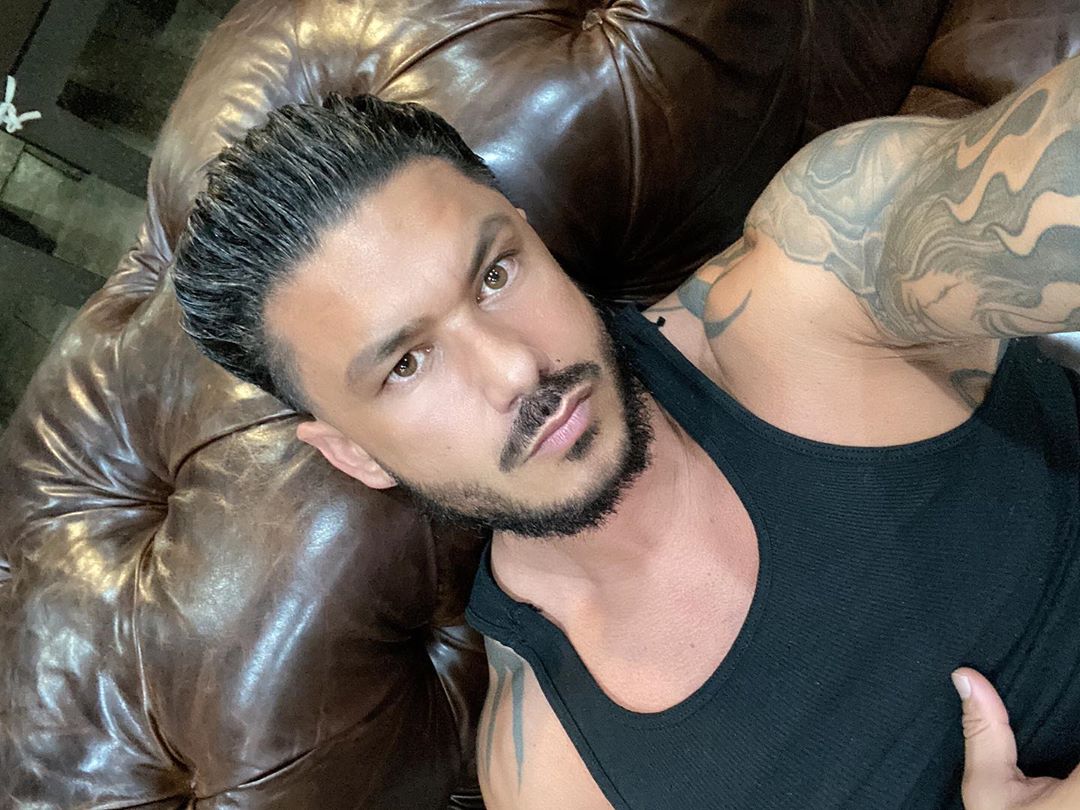 Hes not Pauly D Dude gets mistaken for Jersey Shore character   Colorado Daily