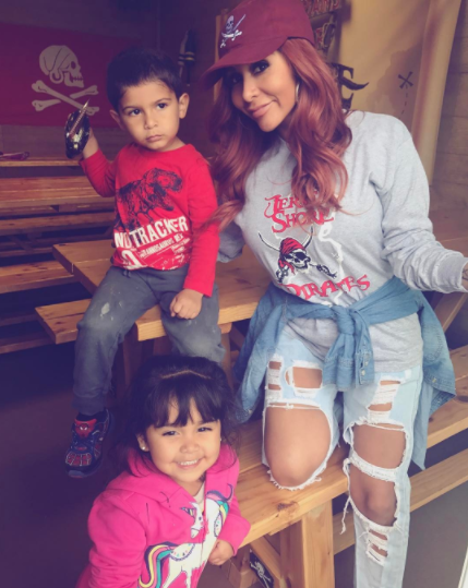 Snooki shields baby from 'Jersey Shore' germs 