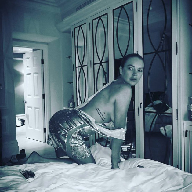 New Porn Lindsay Lohan - Lindsay Lohan Posts and Deletes a Racy Instagram Pic