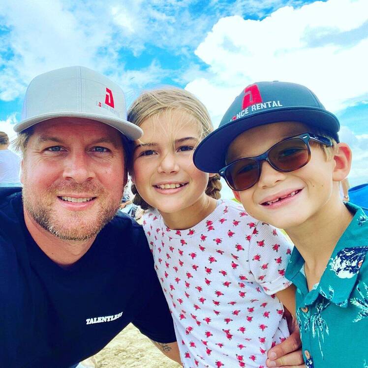 Dale Mills 'OutDaughtered' — Meet the Busby Family's Uncle
