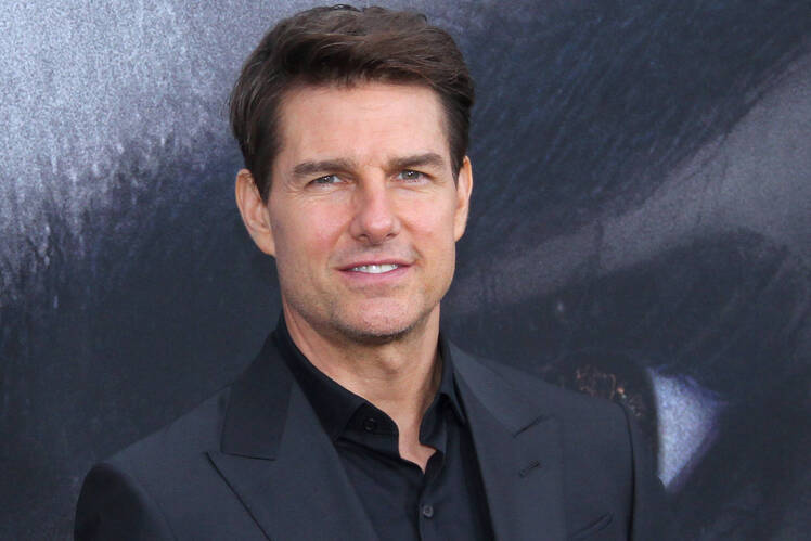 Tom cruise plane crash lawsuit