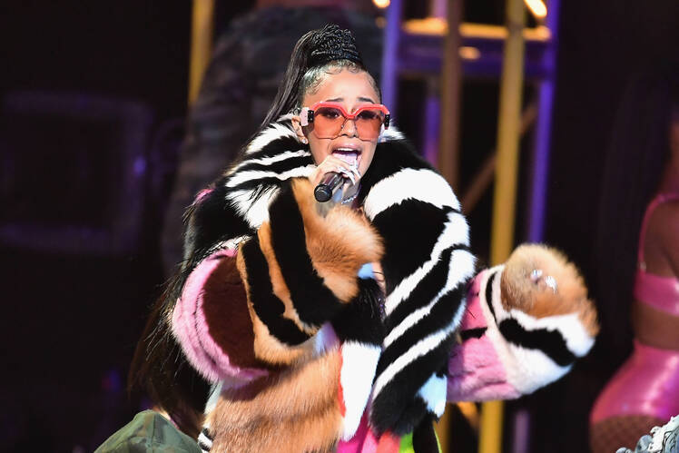 Cardi b thrown out of hotel albany ny