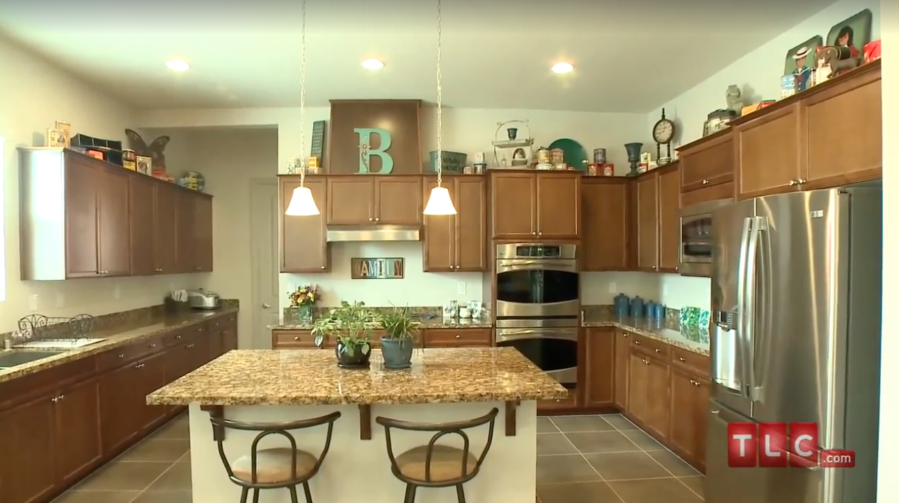 Sister Wives House Tour: Take a Look Inside the Browns' Homes