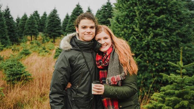 Jacob roloff fiancee isabel mom