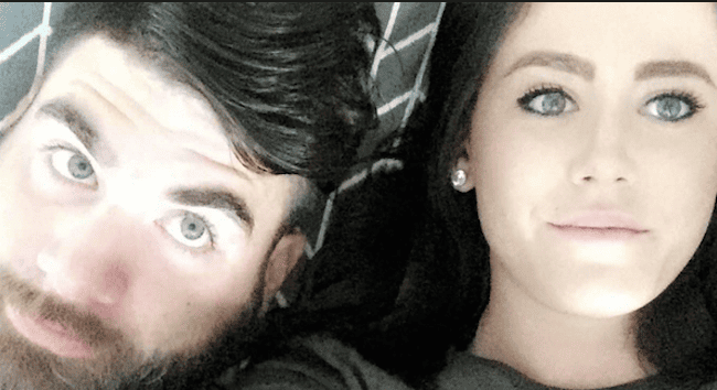 Jenelle evans gun photo