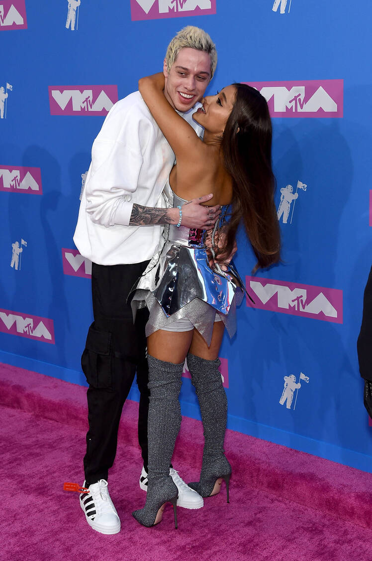 Pete Davidson Ariana Grande VMAs