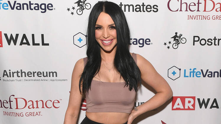 ‘Vanderpump Rules’ Star Scheana Shay Shows Intense PDA While Dancing With a New Man!