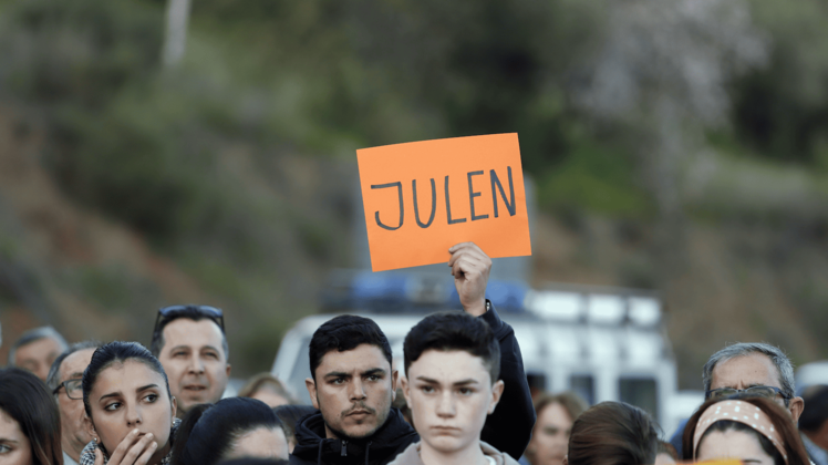 julen rosello sign