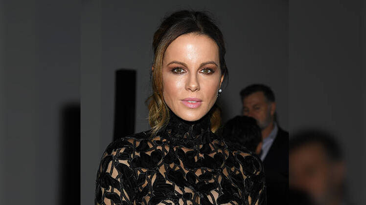 kate beckinsale ruptured ovarian cyst