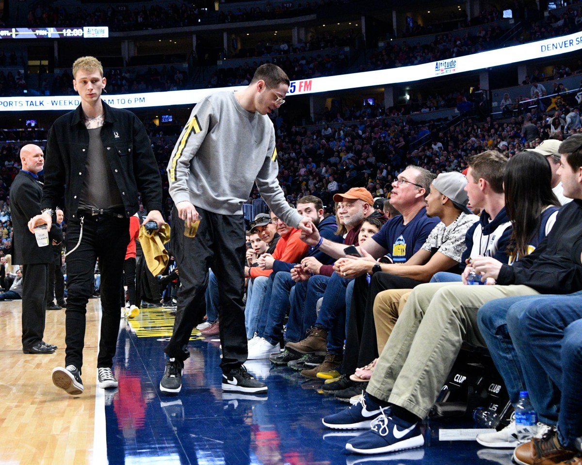 Pete Davidson and Machine Gun Kelly Hang at Basketball Game: See Pics