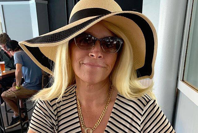 Beth Chapman Looks Healthy and Hard At Work