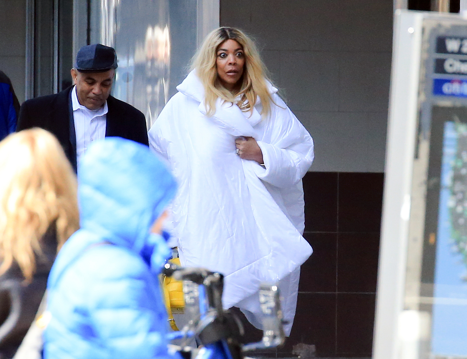 Wendy Williams goes grocery shopping wearing comforter coat while
