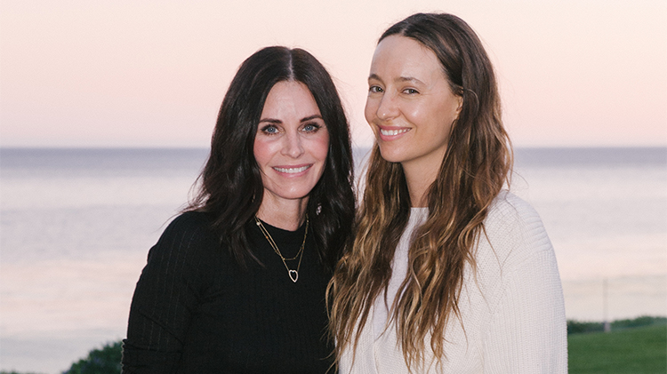 Malibu, Ca. 02nd June, 2018. Jennifer Aniston, Courtney Cox at Chanel  Dinner Celebrating our Majestic Oceans, A Benefit for NRDC at Private  Residence on June 2, 2018 in Malibu, California. Credit: Koi