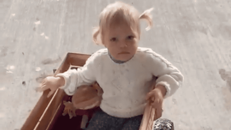 ember roloff in a wagon