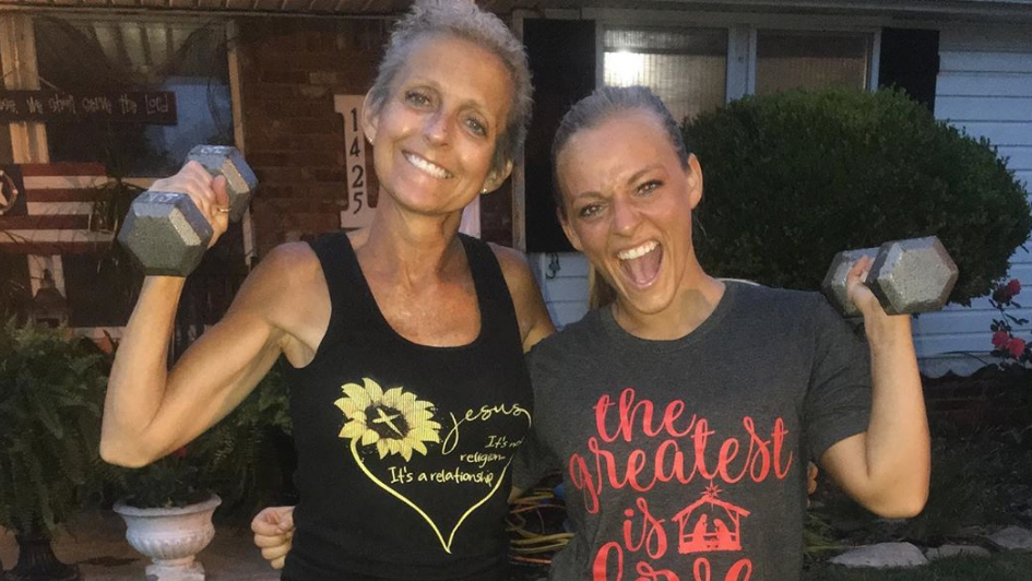 Mackenzie Mckees Mom Angie Douthit Stops Cancer Treatments