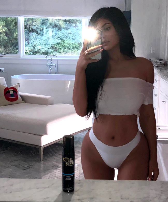Kylie Jenner S Sexiest Moments Ever See The Racy Photos