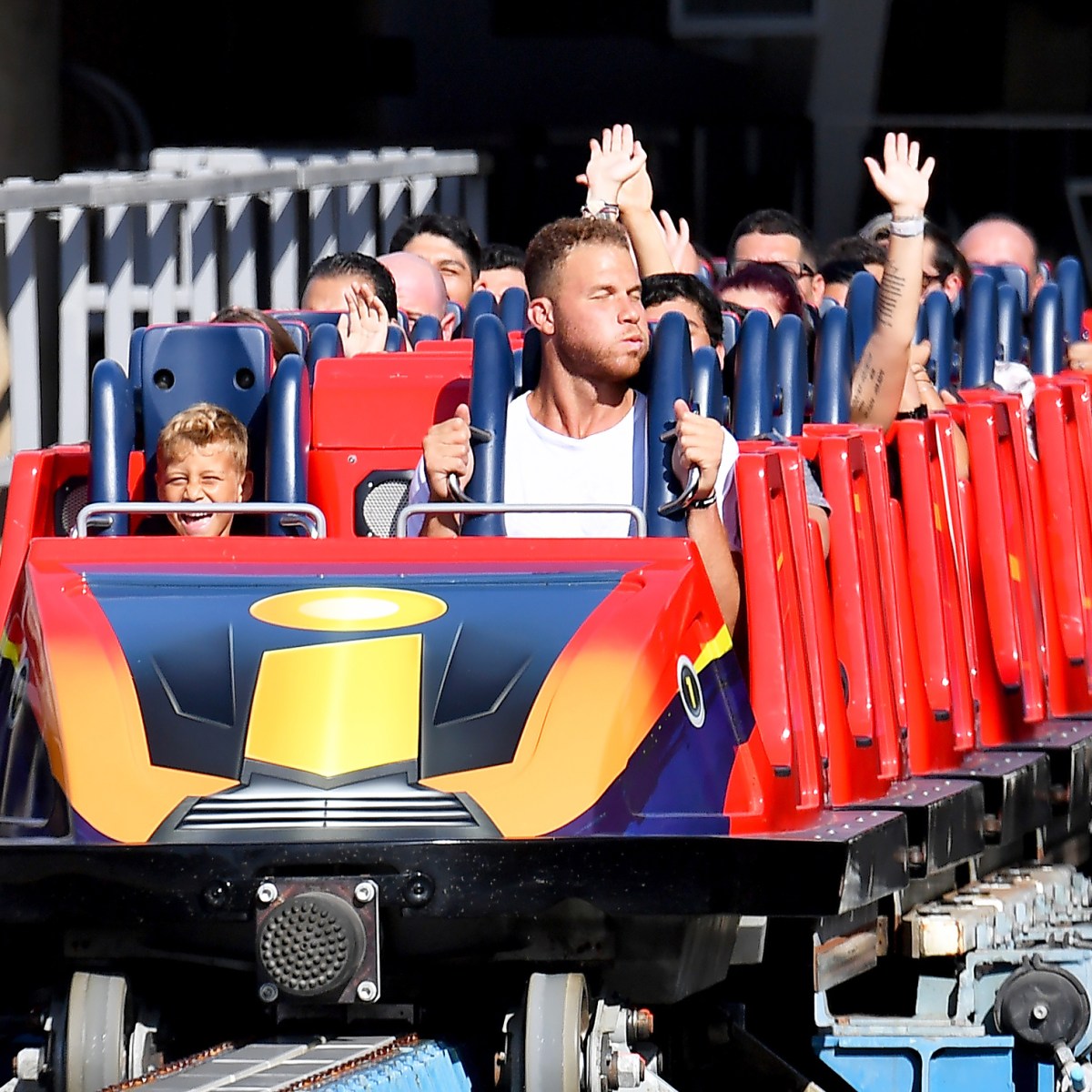 Blake Griffin With His Kids At Disneyland See Photos