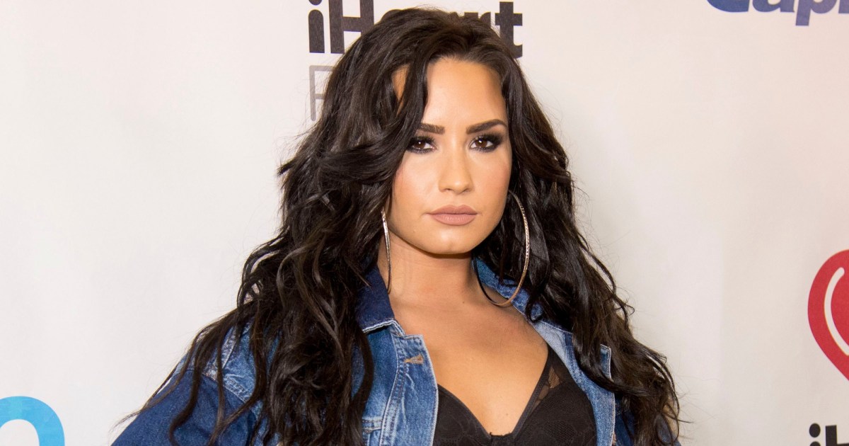 Demi Lovato S Unedited Bikini Photo See Her Post About Being Real