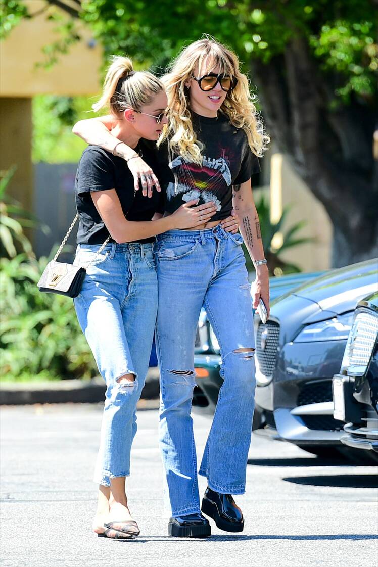 Miley Cyrus Wearing a Black T-Shirt With Kaitlynn Carter in LA