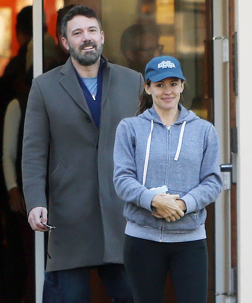 Ben Affleck's Friends Want Him to 'Slow Down' Following ...