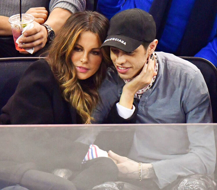 Kate Beckinsale Finalizes Divorce Len Wiseman Following Pete Davidson Romance