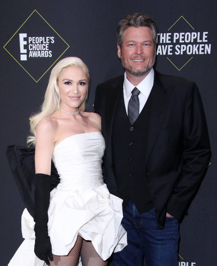 Why Didn't Gwen Stefani and Blake Shelton Walk the 2019 CMA Awards Red Carpet