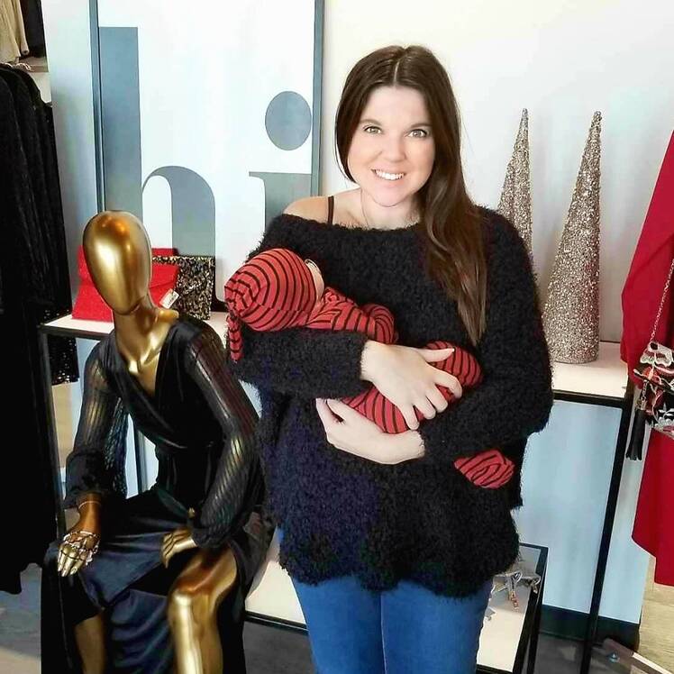 Amy Duggar Admits Takes a Village Raise Baby Dax Message Mom