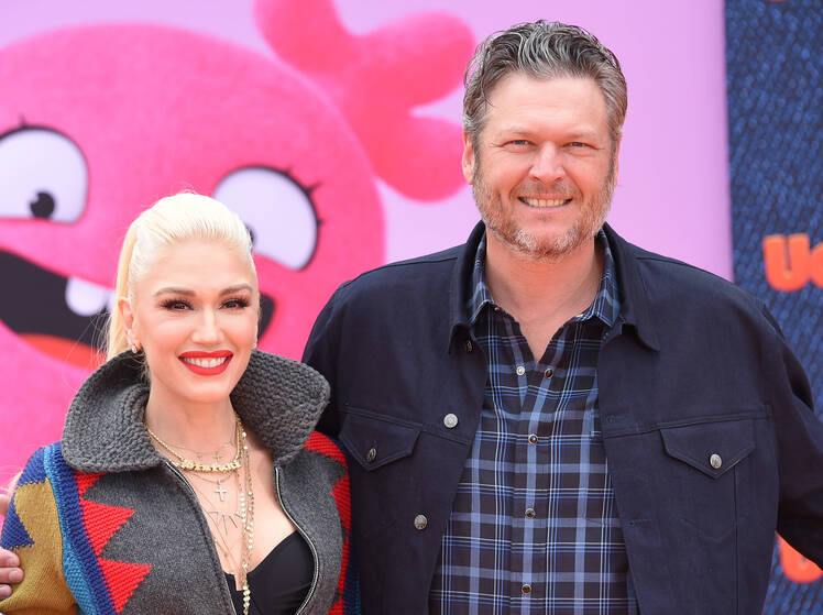Blake Shelton Wearing a Plaid Shirt With Gwen Stefani