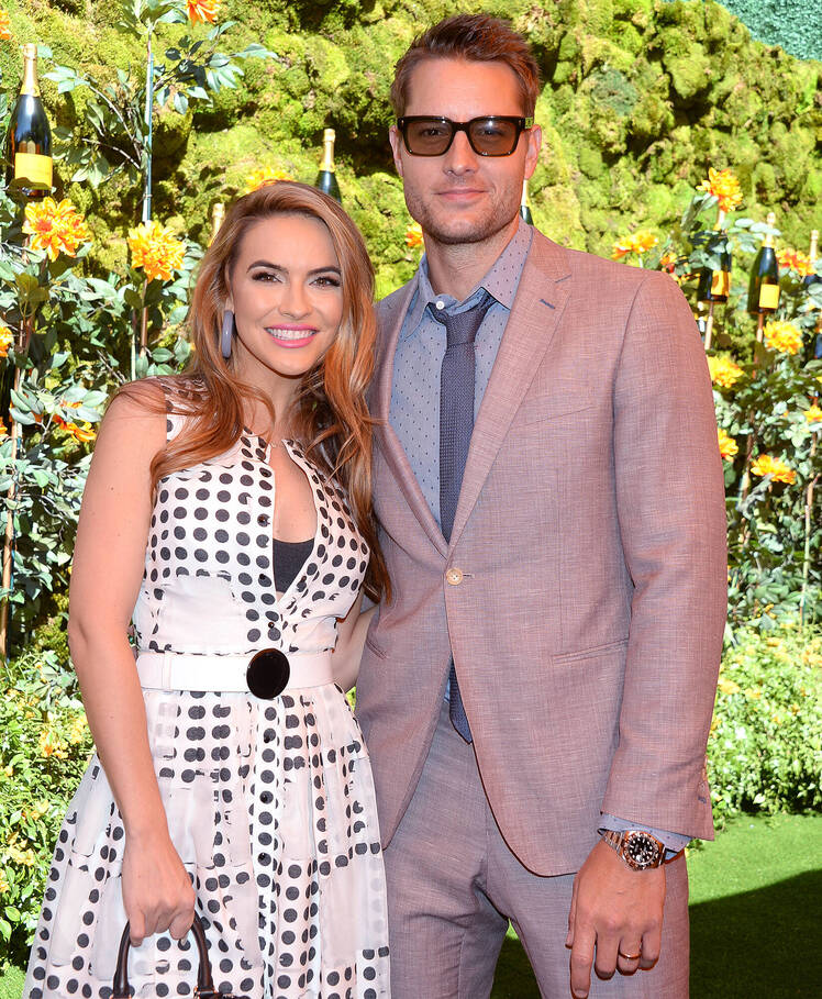 Justin Hartley Discards Wedding Ring After Chrishell Divorce Filing
