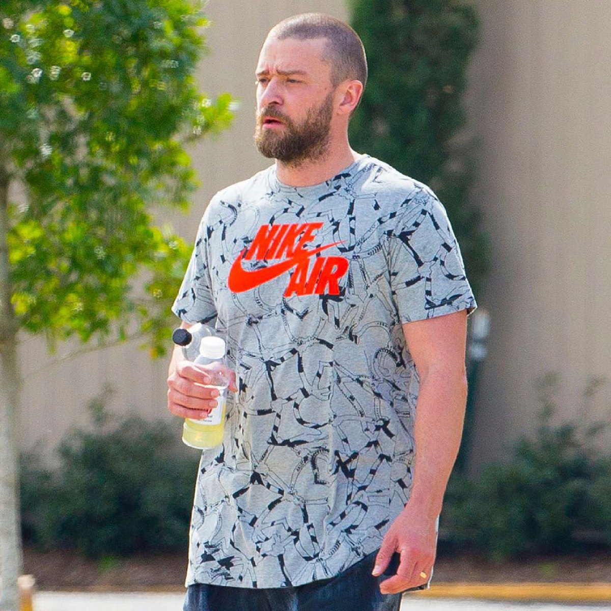 Justin Timberlake Checks In on Jessica Biel During Intense Ab Workout –  Billboard