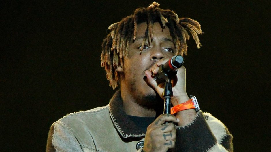 Reports: Chicago rapper Juice WRLD dies after suffering seizure at Midway  Airport