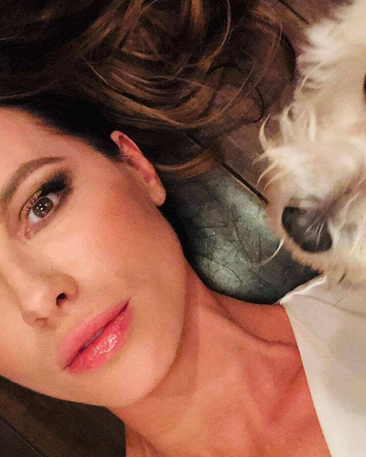 Kate Beckinsale on the Floor