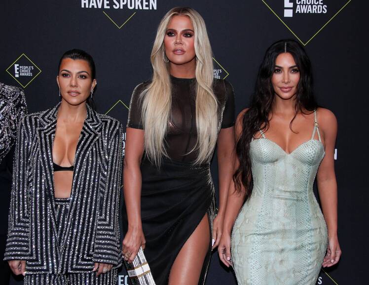 Khloe Kardashian Shades Kim and Kourt's Fighting Skills Post-Premiere