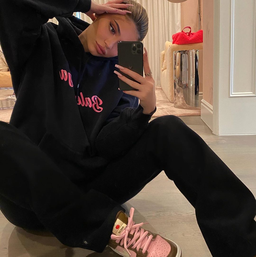 Kylie Jenner Slammed For Saying She S Bored Amid Social Distancing