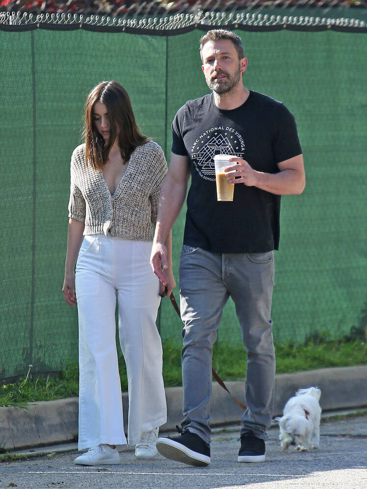 ben affleck girlfriend ana de armas walk