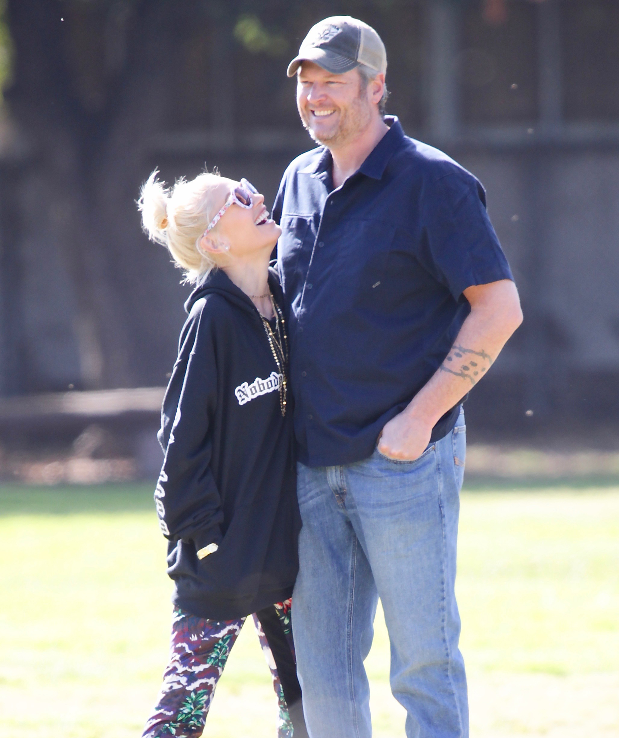 Gwen Stefani & Blake Shelton Couple Up for Cardinals Game!: Photo 3538828, Blake  Shelton, Gwen Stefani Photos