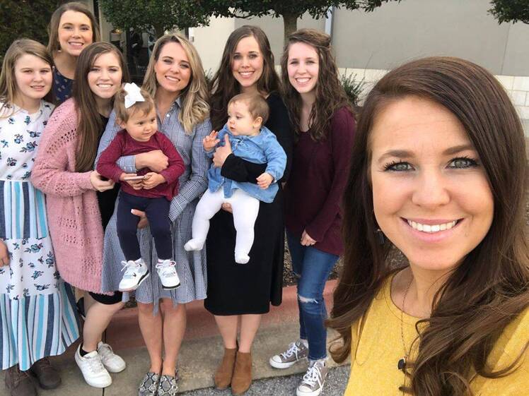 Jana Duggar and Family