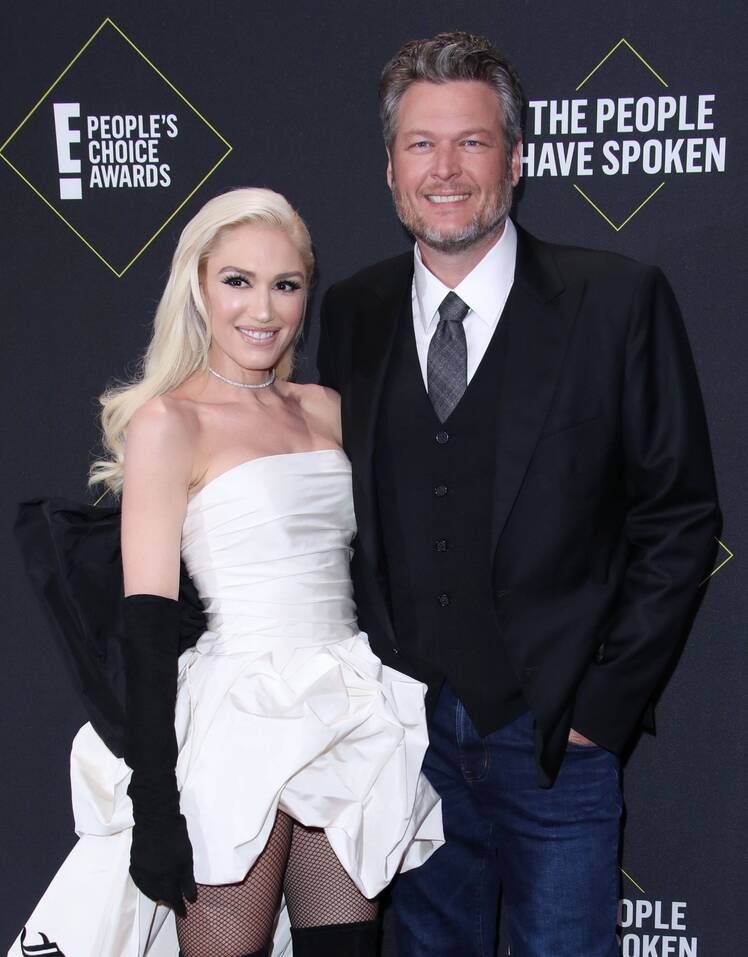 blake-shelton-gwen-stefani-number-1.