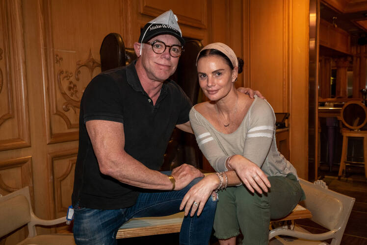 Chris Radomski, Gabrielle Anwar and Shareef Malnik Deliver Gourmet Meals to Miami Medical Workers