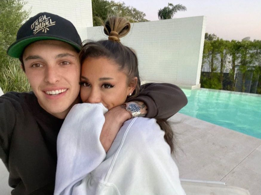 All Loved Up! Ariana Grande and Boyfriend Dalton Gomez Are Still Hot