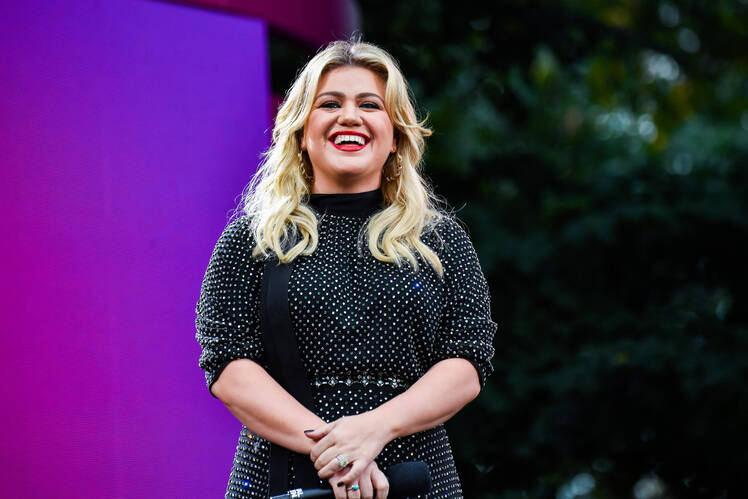 kelly clarkson first public appearance after brandon blackstock divorce