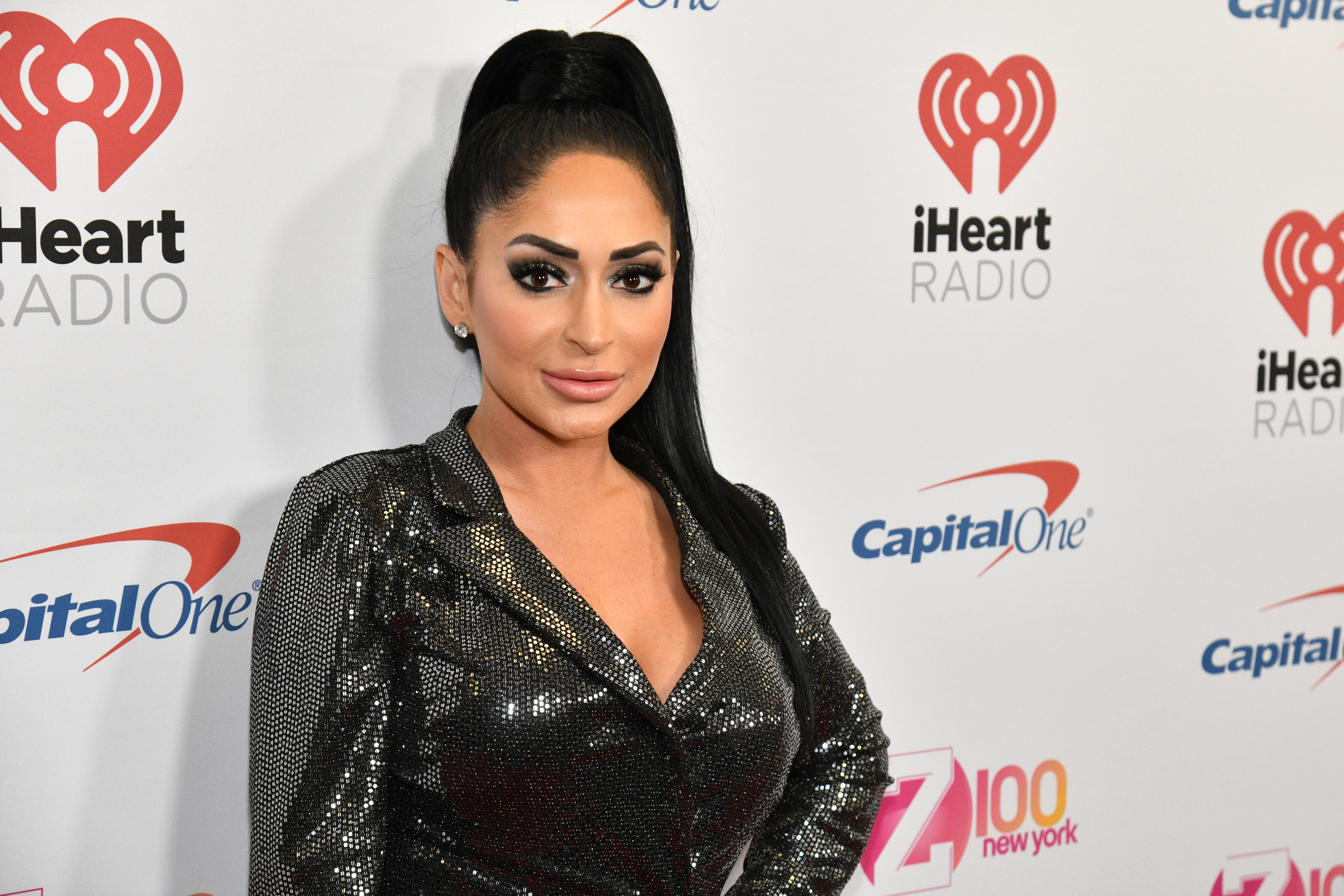 Angelina Pivarnick Says She Is Returning to Jersey Shore Amid Drama photo pic