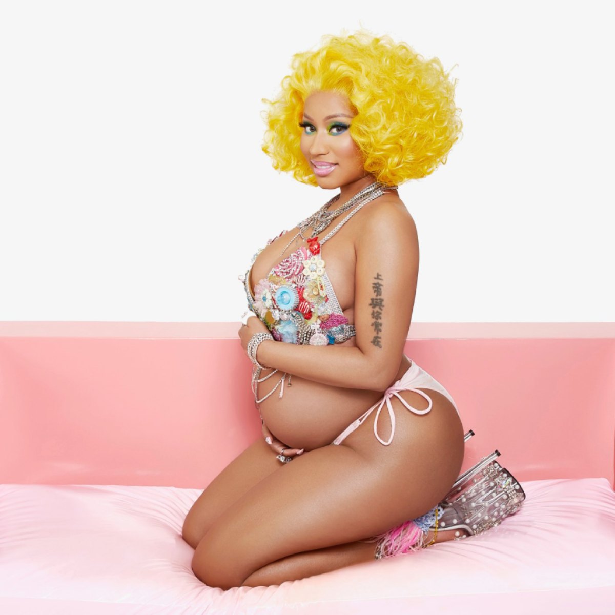 Nicki Minaj Porn Sex - Nicki Minaj's Baby's Sex: Teases Boy or Girl With New Baby Clothes